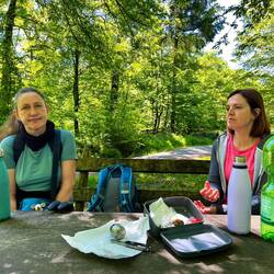 Mittagsrast am Jagdpavillon Dianaburg