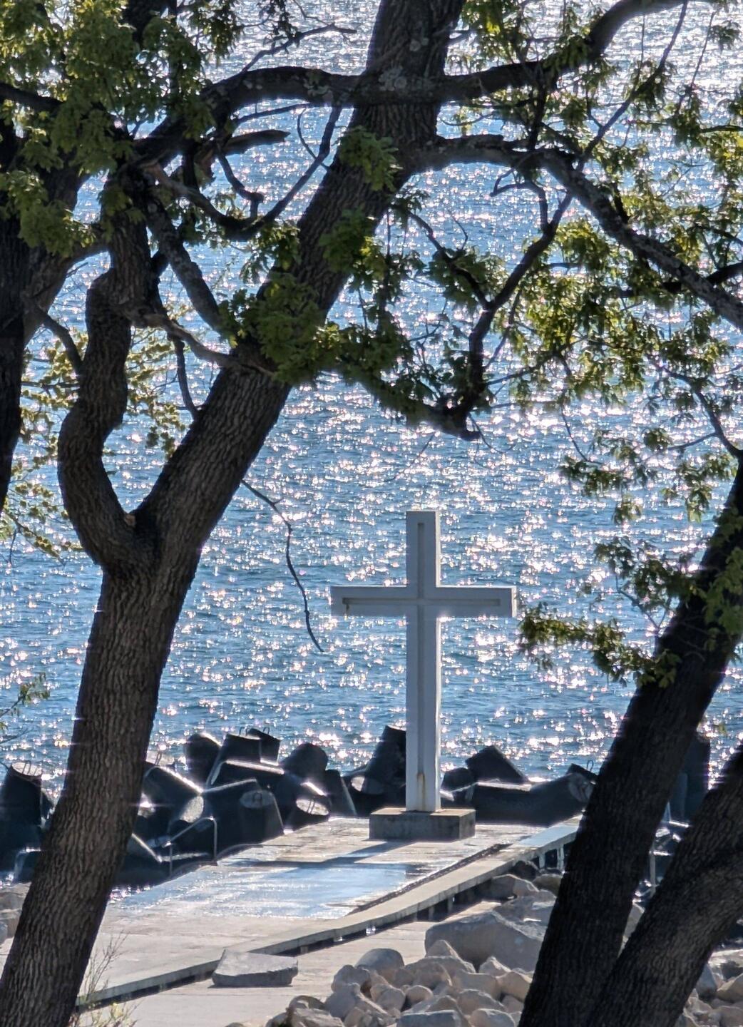 Silberglanz auf dem Meer
