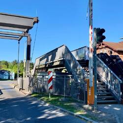 Schleuse und Klappbrücke "Neue Mühle"