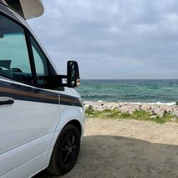 unser Stellplatz direkt am Meer