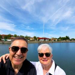 Photo op at the Darsena waterfront promenade — Ravenna, Italy.