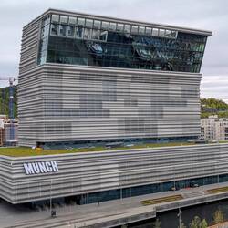 13 Stockwerke, 58 m: Das Munch Museum