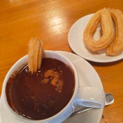 Churros con chocolate!