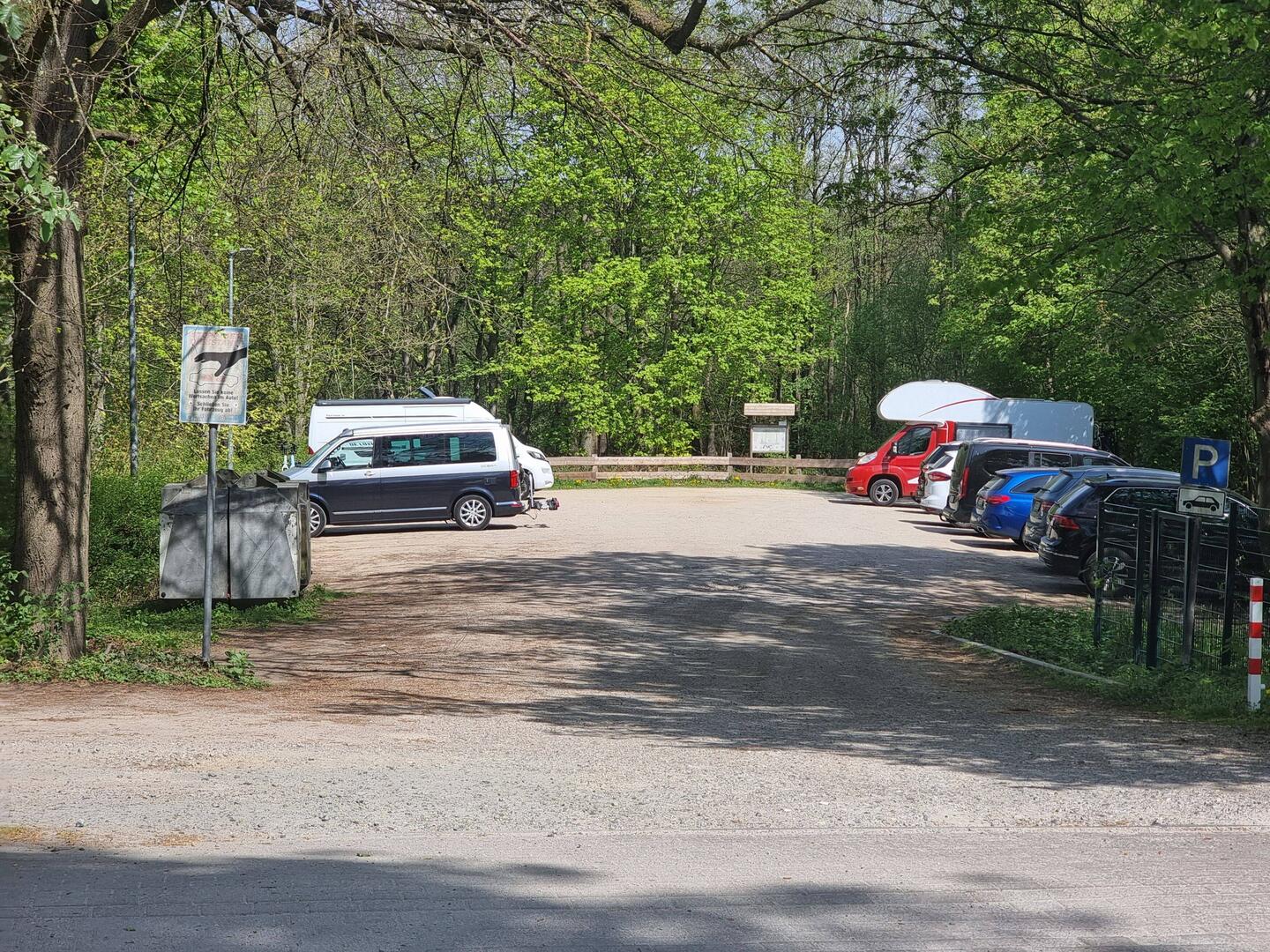 Mittlerweile sehen wir überall zahlreiche Camper...