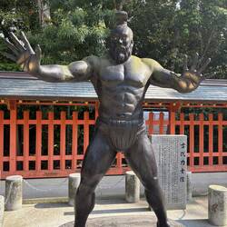 Sumo-Ringer im Sumiyoshi Jinja Schrein.