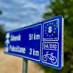 Celle là juste parce que l'Eurovélo est balisée depuis Zadar