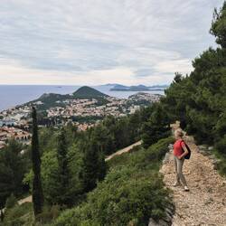 Aufstieg auf den 415 m hohen Hausberg Srđ