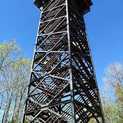 27 Meter hoher Aussichtsturm