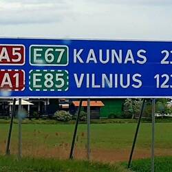 Vinlus, un'altra capitale rinviata ad altro viaggio! 😄