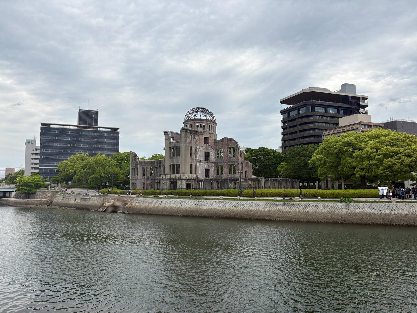 Eine Ruine als Friedensdenkmal: Der Genbaku Dom in Hiroshima ist Zeitzeuge der Atombobme von 1945.
