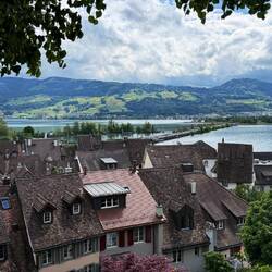 Rechts Zürichsee, links Obersee