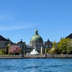 diesmal vom Wasser aus: Frederikskirche, auch Marmorkirche genannt