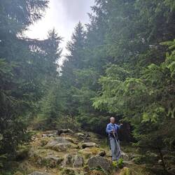 Rausor Waterfall trail