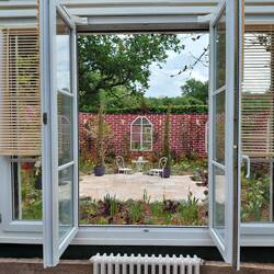 View through the window, ' Fenetre sour coup'