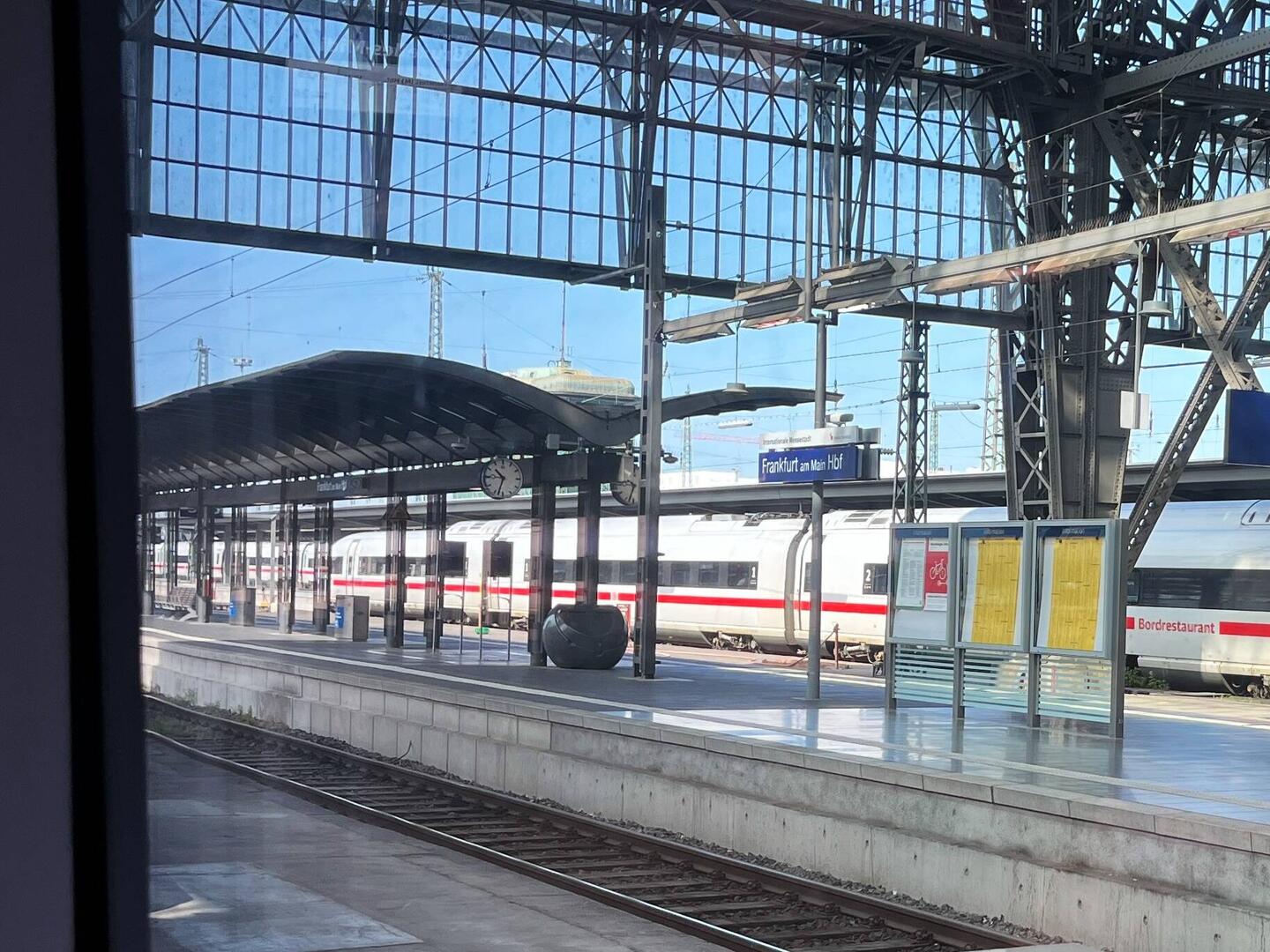 Abfahrt in Frankfurt