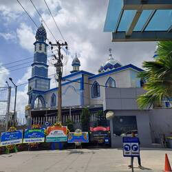 Hier die Moschee neben dem Hotel