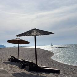 Spiaggia di Peratia (di fronte al Griva Castle)