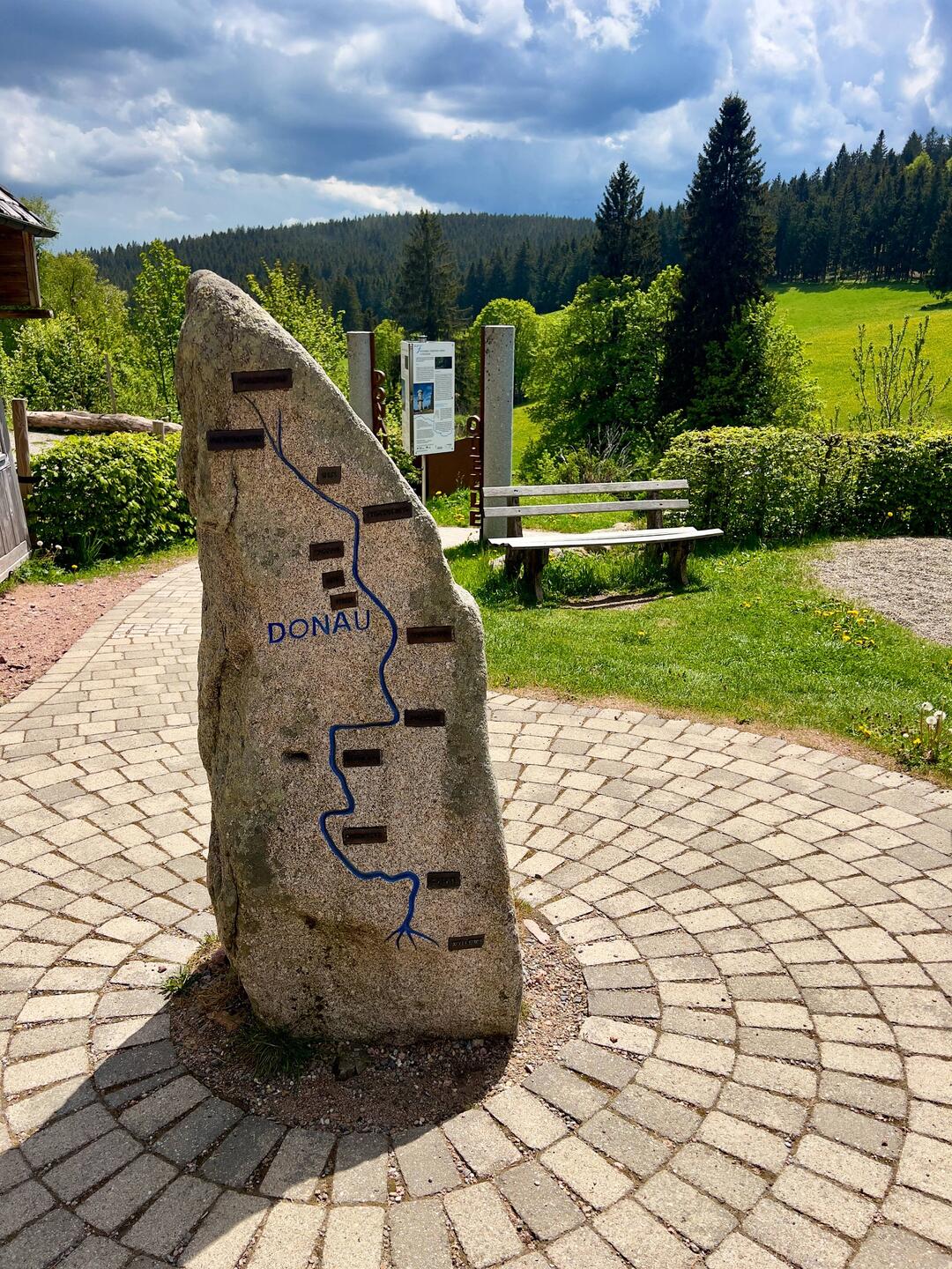 Auf dem Weg zur Bregquelle