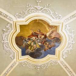 Painting on the dome over the altar ... Basilica di Sant'Apollinare Nuovo — Ravenna, Italy.