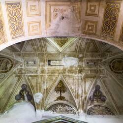 Ceiling and arch detail from one of the chapels ... Basilica di Sant'Apollinare Nuovo — Ravenna.