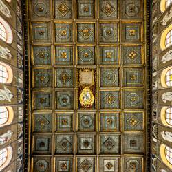 Ceiling over the apse... Basilica di Sant'Apollinare Nuovo — Ravenna, Italy.