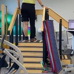 1. Treppenstufen in "normaler Gangart"