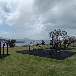 Ein sehr schöner Spielplatz für groß und klein