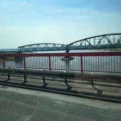 Einmal über den Rhein bei Duisburg