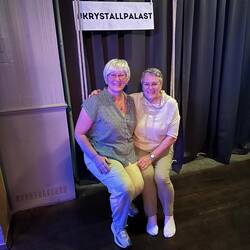 Evi und ich waren zwar nicht akrobatisch unterwegs - hatten aber viel Spaß