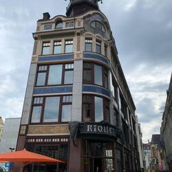 Schönes Kaffeehaus im Jugendstil