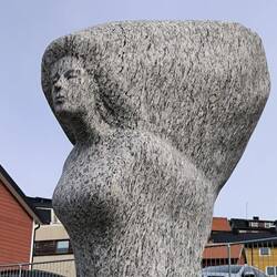 Statue