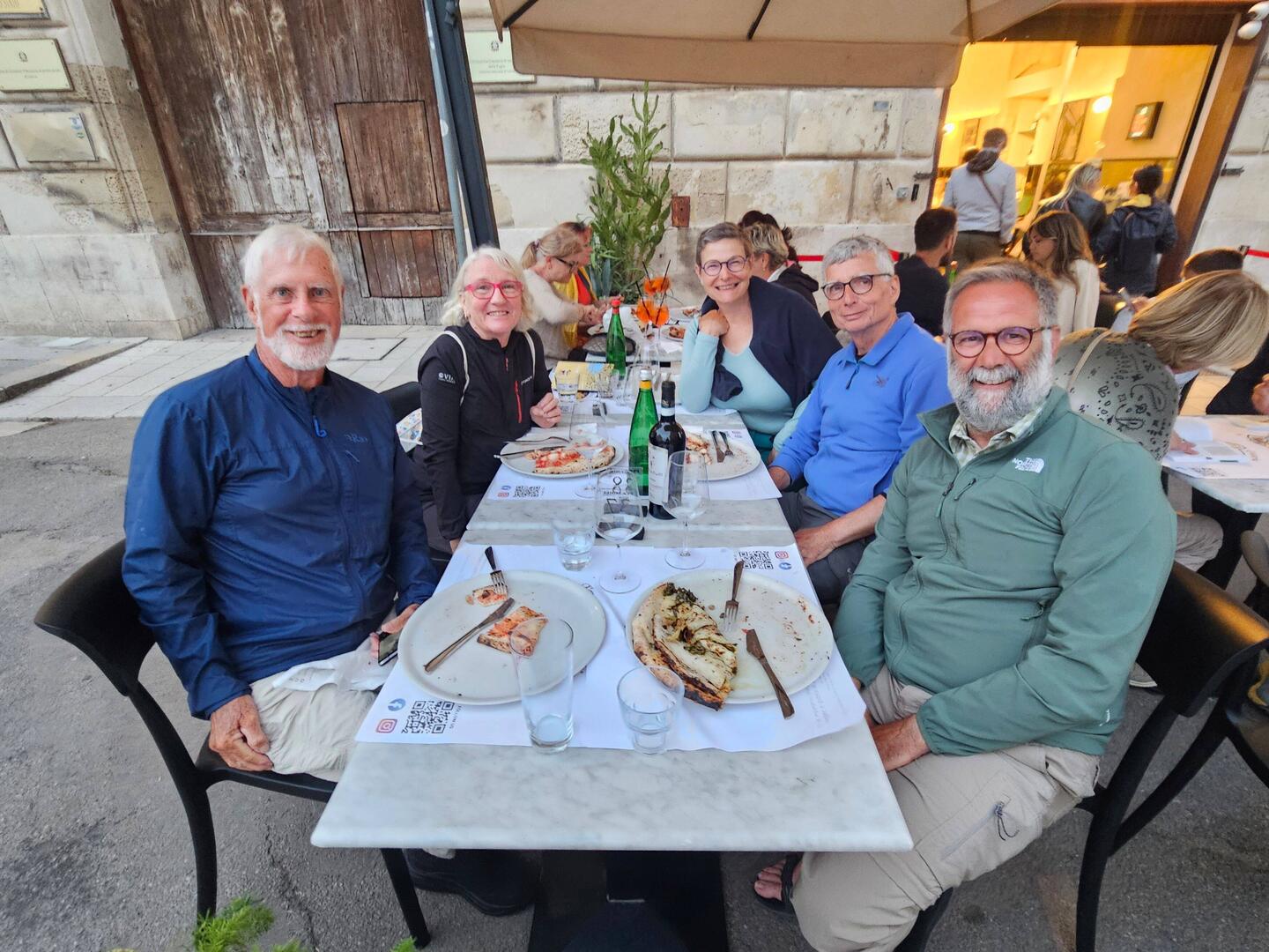 Cliff, me, Anne-Laure, Uwe and Tony having dinner in Lecce