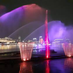 Wasser- und Lichtshow