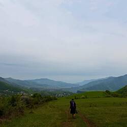 Walking down to Hagvi