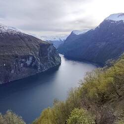 Anreise und erste Aussicht auf den berühmten Geiranger Fjord
