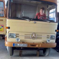Gut zuhause angekommen. Auto ist schon wieder ausgeräumt und in der Halle geparkt