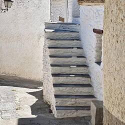 Steps are usually inside the house, but there are several sets outside in Capilerilla.