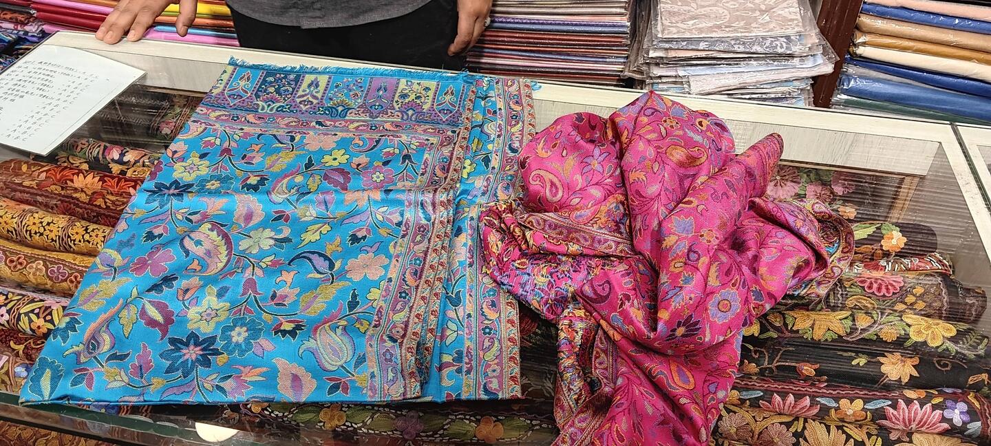 Shopping for cashmere scarves