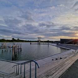 Freibad im Fjordbecken