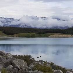 Lake Pukahimit - Im Hintergrund leider in Wolken Mount Cook