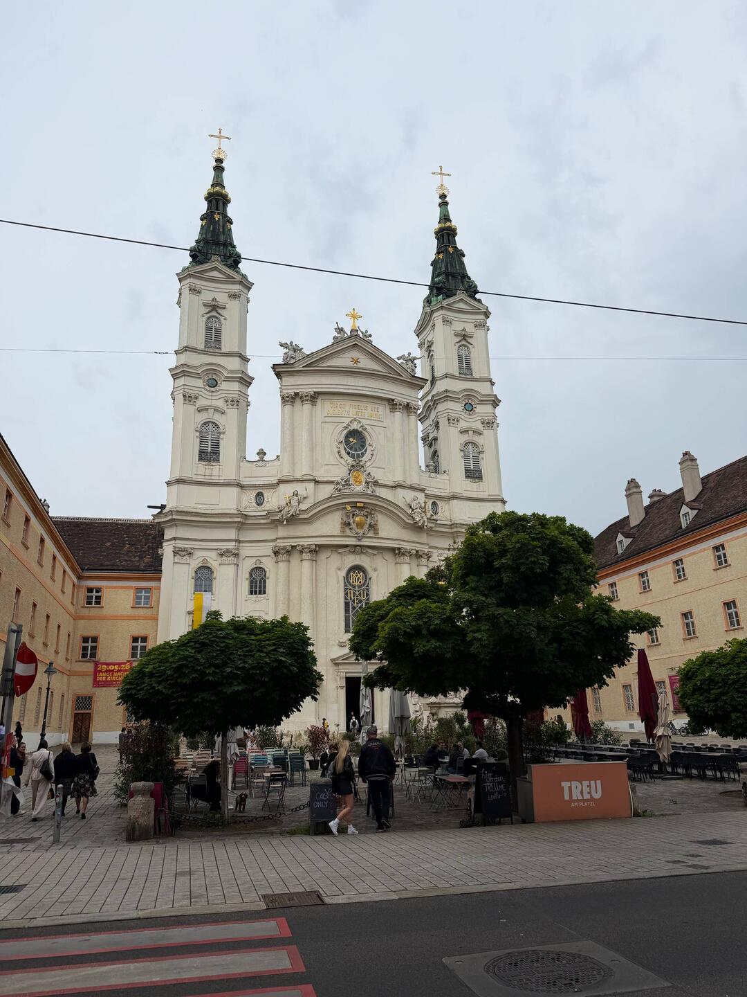 Startpunkt ist an der Piaristenkirche