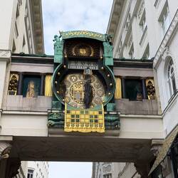 Ankeruhr...Auftraggeber: Anker-Versicherung