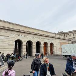 "Äußeres Burgtor" = Siegestor