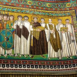 Panel of Emperor Justinian ... Basilica di San Vitale — Ravenna, Italy.