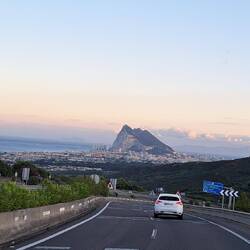Sicht auf Gibraltar von der anderen Seite, Anfahrt zum Camping
