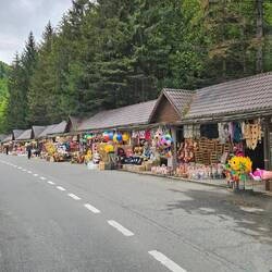 An den Strassen Souvenirbuden
