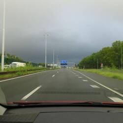 Onderweg in een grijze wereld.