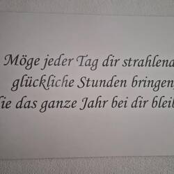 Vlakbij mijn kamer staat deze tekst, sie spreekt me wel aan!