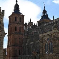 Und die Kathedrale nebenan