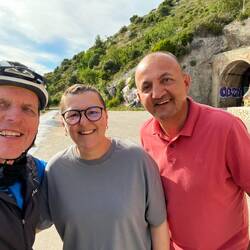 Avec Aleksandra et Damir à la sortie du tunnel chelou